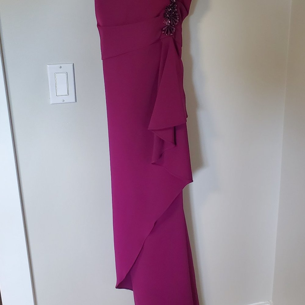 Adrianna Papell, size 12 with tags. Lined, off the shoulder gown. - Picture 6 of 6